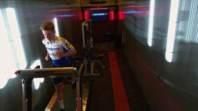 Sporticonen Remco Evenepoel en Pieter Timmers nemen het als eerste ...
